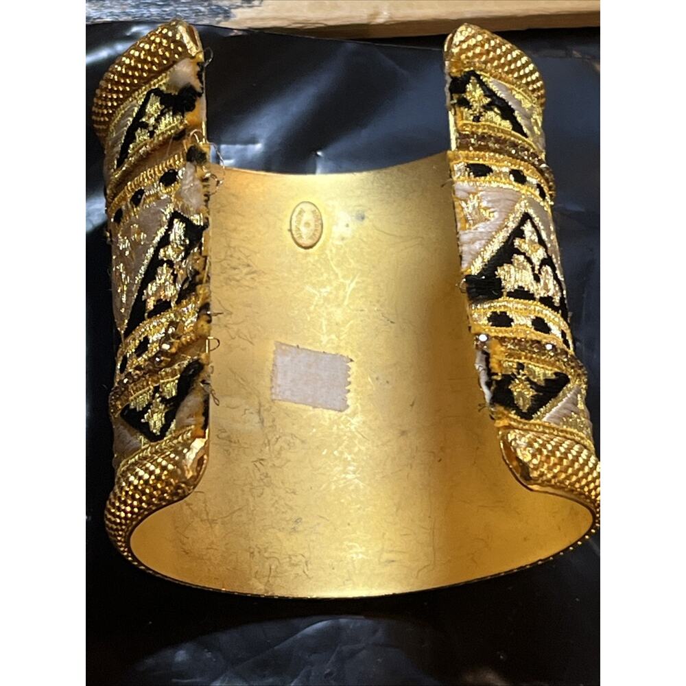 Vintage Roxanne Assoulin Wide Gold Cuff Tapestry Bracelet READ - Picture 5 of 8